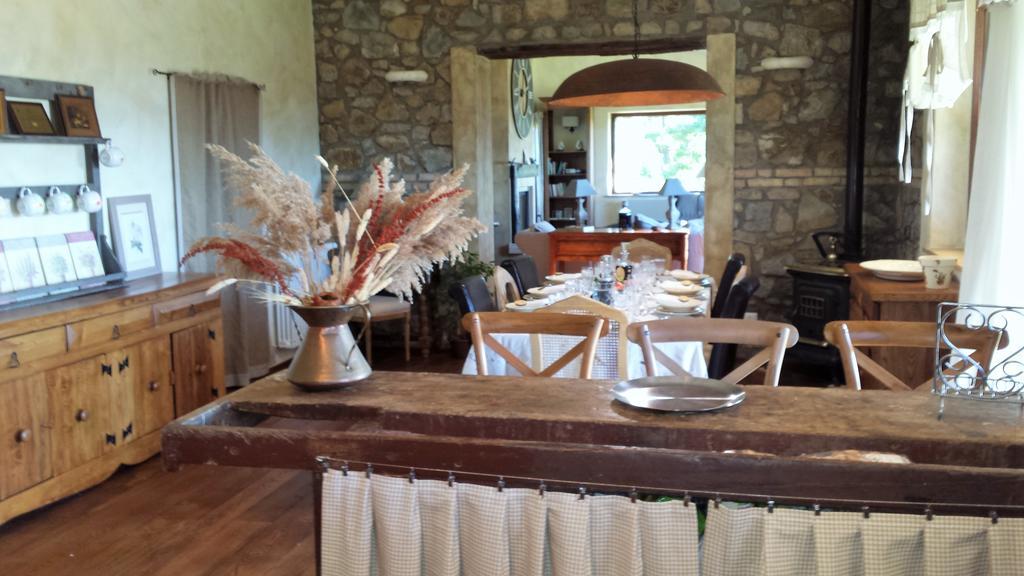 Agriturismo Sugheretello Semproniano Exteriér fotografie