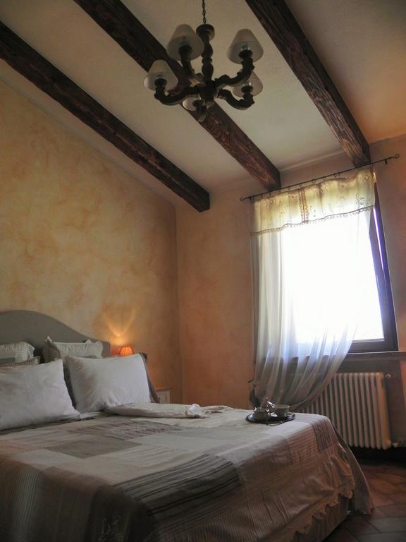 Agriturismo Sugheretello Semproniano Pokoj fotografie