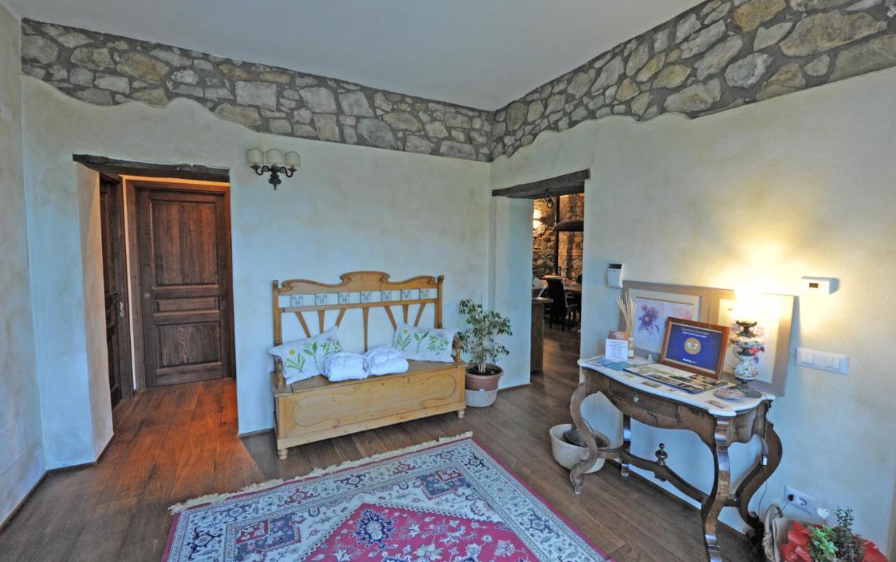 Agriturismo Sugheretello Semproniano Exteriér fotografie