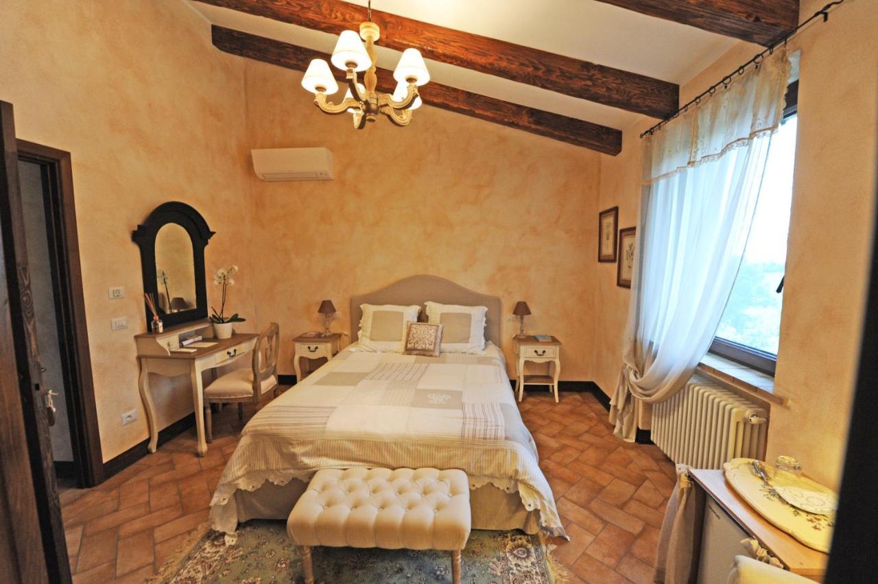 Agriturismo Sugheretello Semproniano Exteriér fotografie